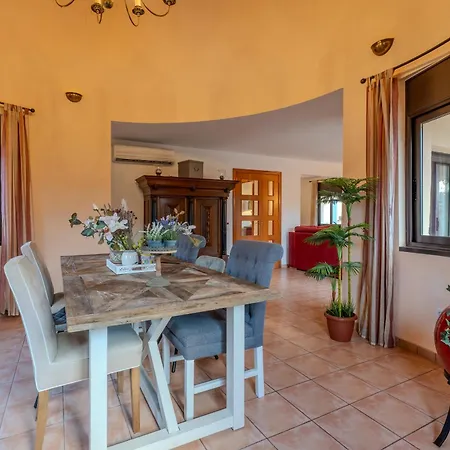 Club Villamar - Nirwana Villa *