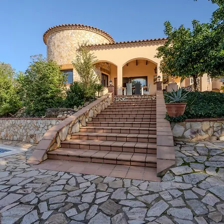 Club Villamar - Nirwana Villa