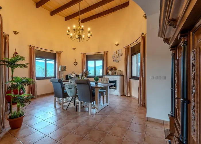 Club Villamar - Nirwana Villa