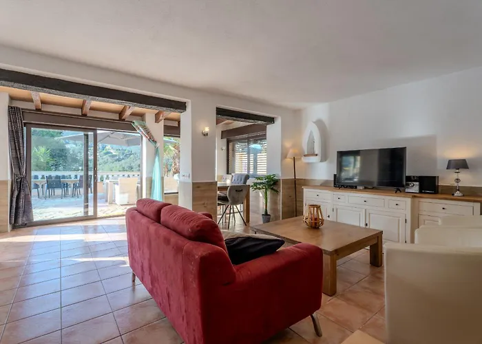 Club Villamar - Nirwana Villa